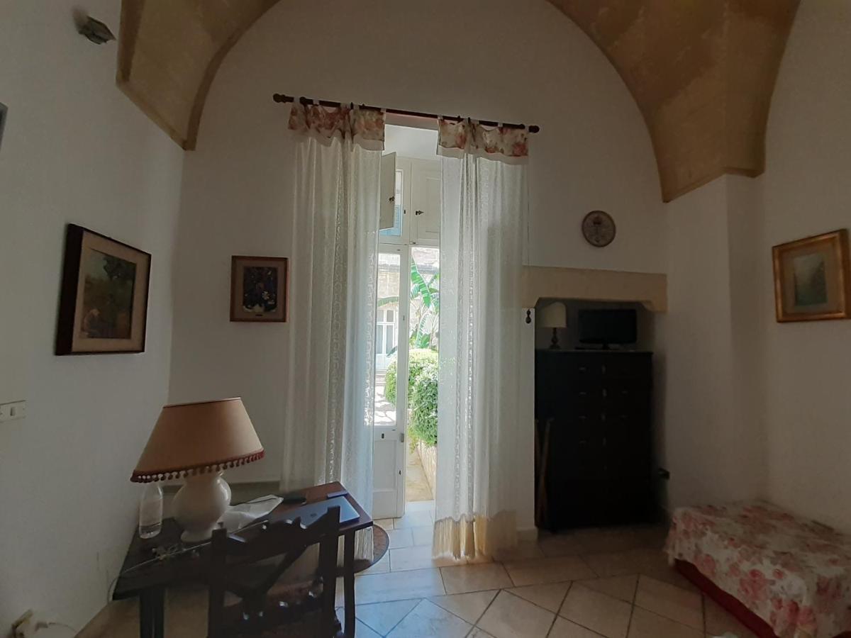 B&B L'Orangerie D'Epoque Lecce Esterno foto